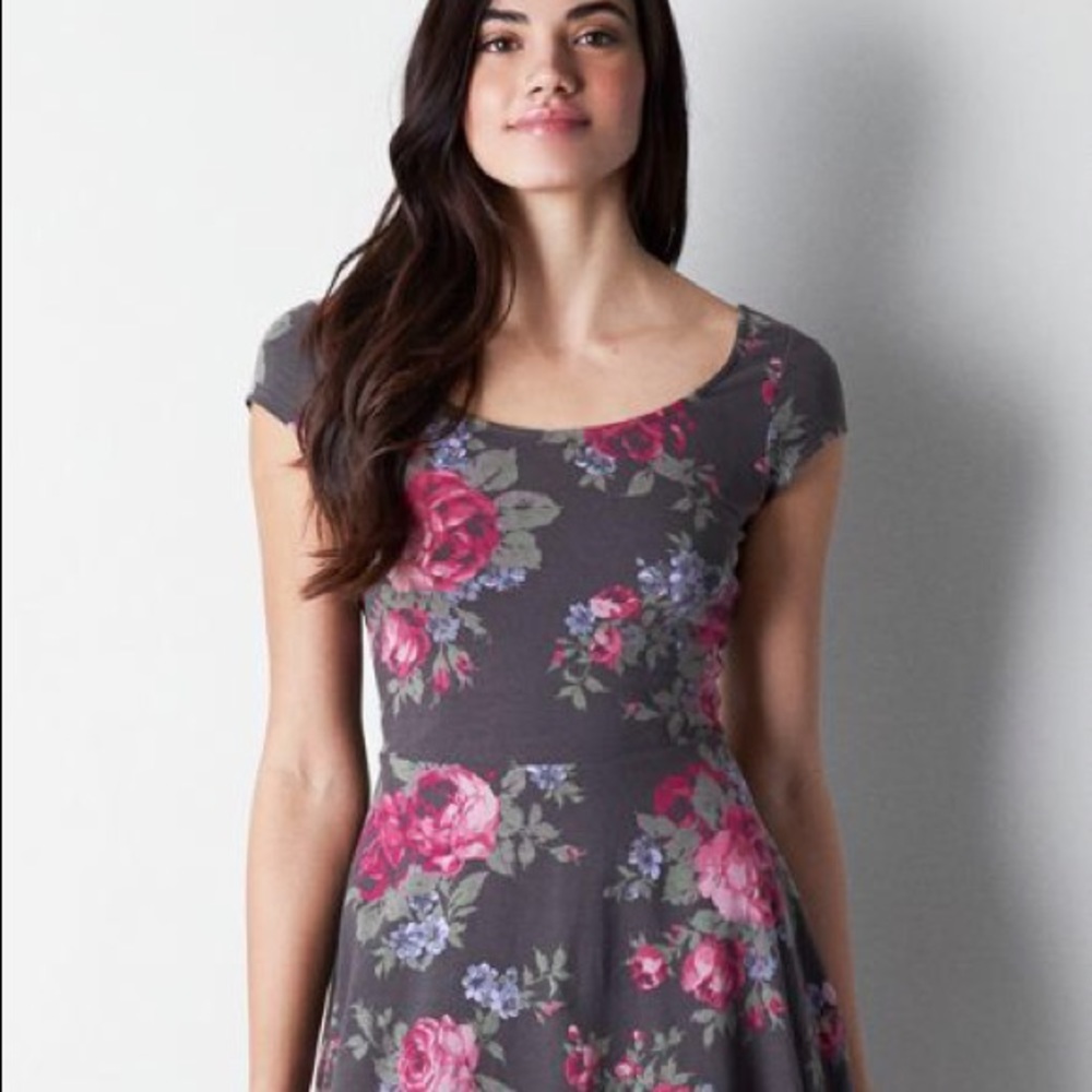 NWT American Eagle Cross Back Floral Dress